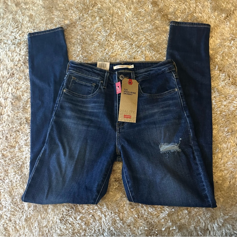 NEW Levi’s 721 High Rise Skinny Jeans